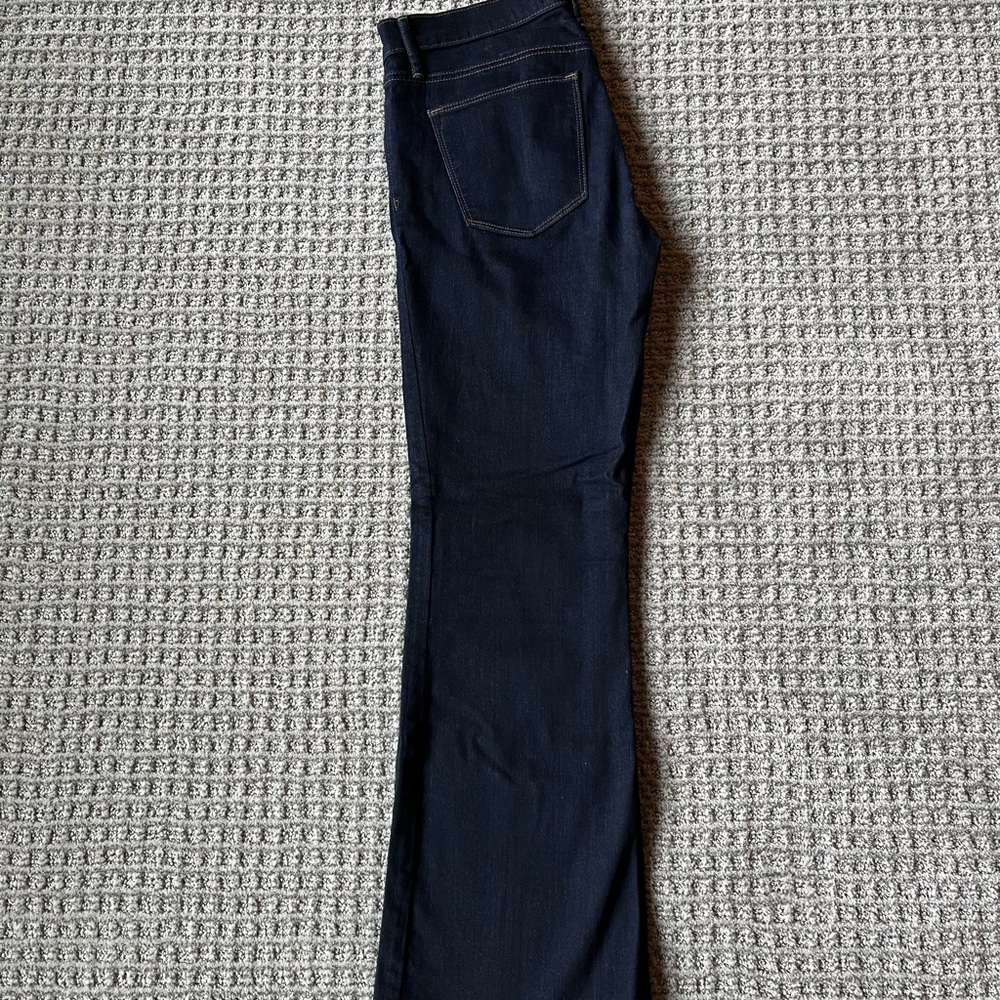 Women’s Gap jeans. Size 28S. Perfect Boot cut